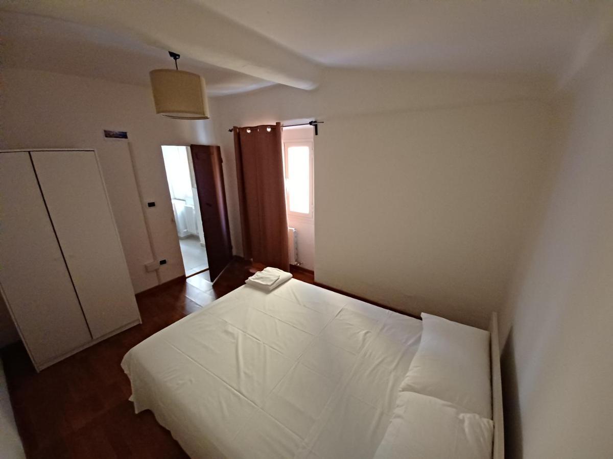 La Graziosa Del Carmine Appartement Genua Buitenkant foto
